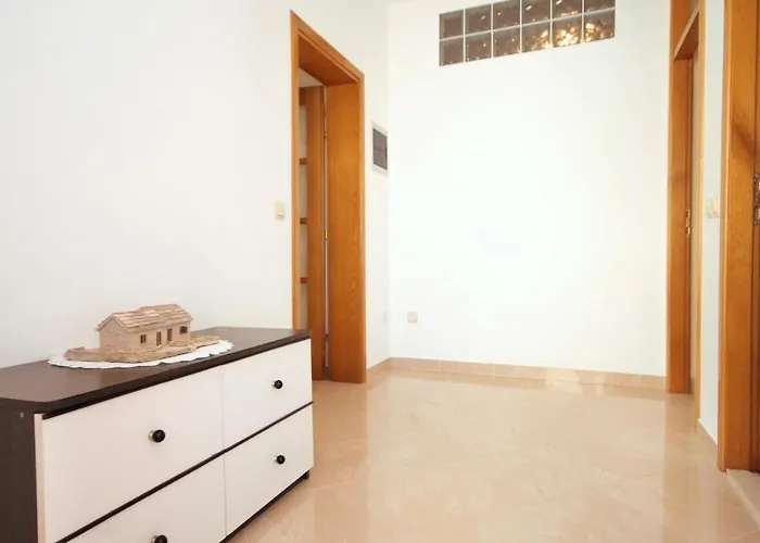 By The Sea Lumbarda, Korcula - 9300