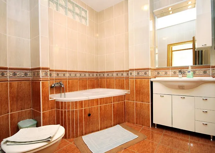 By The Sea Lumbarda, Korcula - 9300